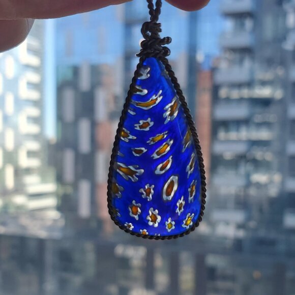 ✨️3/$20✨️ Murano Style Glass Teardrop Pendant With Silvery Rope Detail - Picture 7 of 7